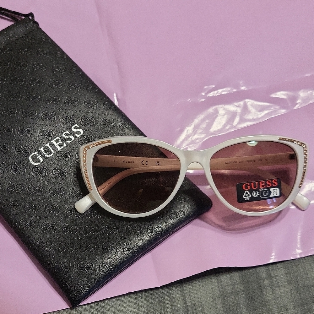 Guess White and Gold Sunglasses